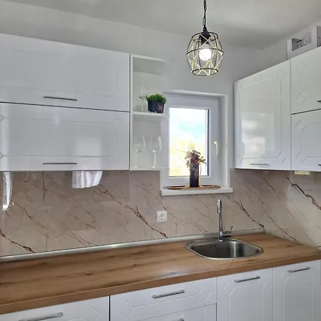 Vikendica Via - Cajusa,